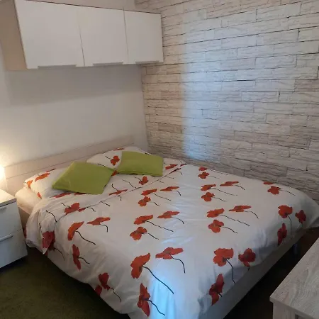 Appartement With Parking Spaces - 19253 Šibenik