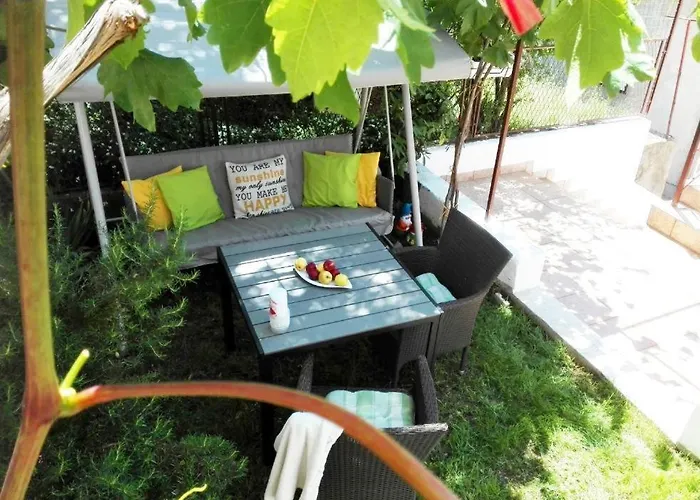 With Parking Spaces - 19253 * Šibenik