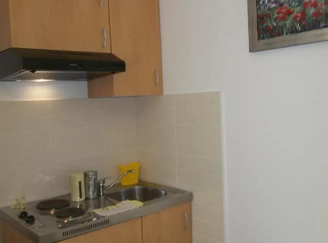 Appartement With Parking Spaces - 19253 *